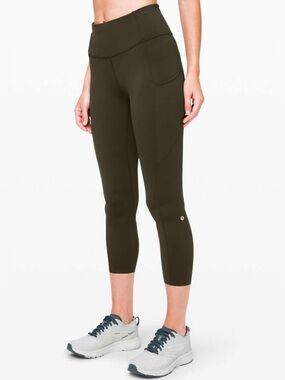 Lululemon Fast and Free High-Rise Crop 23" *Non-Reflective
Dark Olive✨